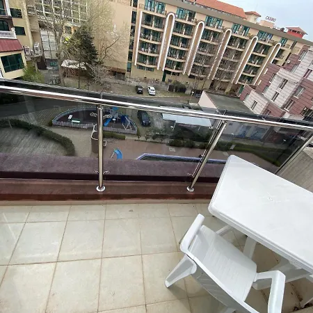Admiral Plaza C 43 Sunny Апартамент *